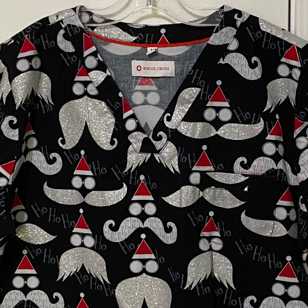 White Cross Santa Scrub Top M Black Sparkly Christmas Novelty Print V-neck